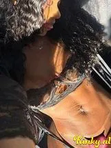 selena-prive-ontvangst-via-kinky-68f51dc435dea800130aed97