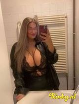 Megan - 100% Real 🇳🇱 Big Titts, Blue 👀, Blond Hair