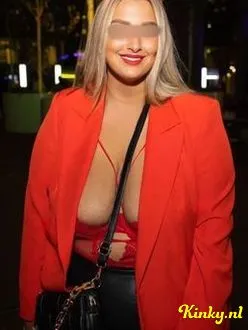 megan-virtual-sex-via-kinky-697cc0bc6b12d8001314491d