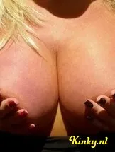 helena-erotische-massage-via-kinky-669e70427072270014237b92