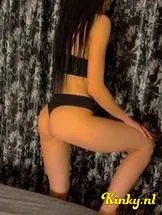dilara-escort-via-kinky-6989f79c3a6b2100130c92e9