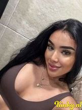 mia-escort-via-kinky-68df25806414c600131a58f7