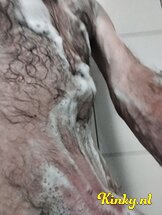 frenkie-erotische-massage-via-kinky-66ab3970707227001423915a