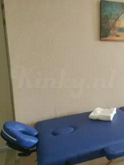 frenkie-erotische-massage-via-kinky-69df348ee2949b0013f33339