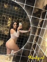 selena-escort-via-kinky-687e84186f455c0013d0876f