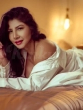 stefany-prive-ontvangst-via-kinky-6811e7aeb04b8d00132d7fe1