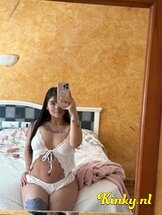 charrlotte-prive-ontvangst-via-kinky-6875fa6f6f455c0013d07689