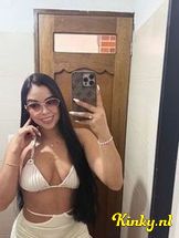 hellen-prive-ontvangst-via-kinky-697955cc2ec2c000132bf88b