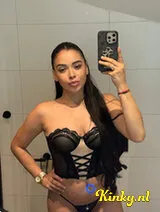 Hellen - Just arrived in Holland, Videocall to see me.