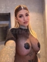 Emma - Dominant , elegant , luxury tattoo girl squirt