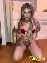 Emma - Queen Squirt, massage, elegant girl