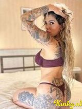 Emma - TattooTHE QUEEN OF SQUIRT massage profesional