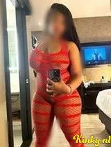 Clarizza - Whasap! Party, SM, Massage