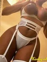 Clarizza - Whasap! Party, SM, Massage