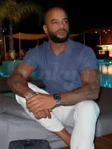 Dennis - Discreet Gezelschap