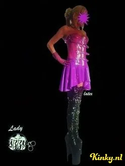 meesteres-lizzy-bdsm-via-kinky-6998b3842618e300131944ca