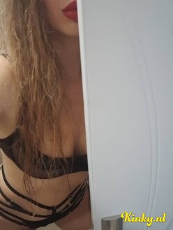 nermin-prive-ontvangst-via-kinky-6823c4993cd0cf00131c7147