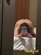 Aurora - Fascinating and seductive young party girl