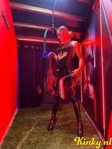 valentina-prive-ontvangst-via-kinky-68da758cf6c6eb0013e5ee0b