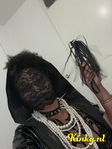 monroe-bdsm-via-kinky-66e1cd0f39766300137580f1
