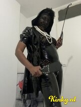 monroe-bdsm-via-kinky-66e1f69e92449c00139c6d6f