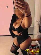 Pricila - Dominant sexy vrouw grote borste