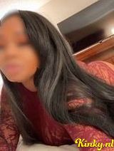 Pricila - Sexy latina met grote borsten