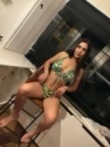 Cleo - sensuele discrete en vriendelijke brunette