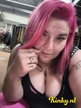 manuella-virtual-sex-via-kinky-6834cd6731f4b00013ba181b