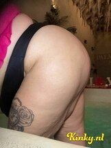 manuella-virtual-sex-via-kinky-68508ffd9e10cc00134472cb