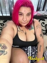 manuella-virtual-sex-via-kinky-685090d2b04b8d00132dec49