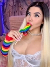 juliana-prive-ontvangst-via-kinky-698de13eb1bc9300138c4898