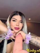 Juliana - Braziliaans meisje strak kut in Bree 24H