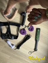 Escarlet - couple/ threesomes/ receive/ escort