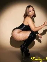 rose-prive-ontvangst-via-kinky-6908010bf044d900134e37b5