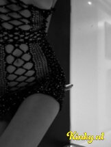 michelle-erotische-massage-via-kinky-66f409095a245800134a2c86