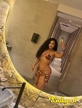 Kelly - Beautiful girl full of pleasure