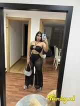 Kelly - Beautiful girl full of pleasure