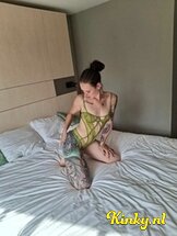 sacha-virtual-sex-via-kinky-66f99f55397663001375aa01