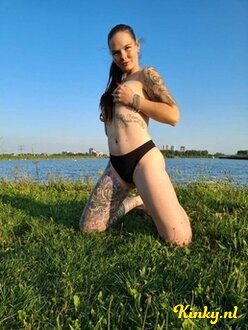 sacha-virtual-sex-via-kinky-66f99e148f067a001370dbae