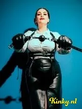 sadie-bdsm-via-kinky-67dd56bd4cd3260013b60d38