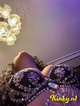 skylar-reign-bdsm-via-kinky-693be916660f0a0013516bed