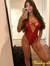 luiza-prive-ontvangst-via-kinky-68dadec36414c600131a52ef