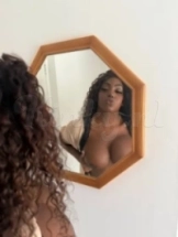 michelle-ts-prive-ontvangst-via-kinky-68f57caa2ae1c7001222cf15