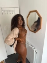 michelle-ts-prive-ontvangst-via-kinky-68f57caaa9c49d0013964b4d