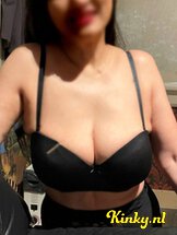 mandy-erotische-massage-via-kinky-61a35635cce4d146ee75bc8f