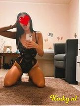 karina-escort-via-kinky-692d9b6e6d527500132901ab