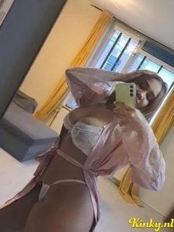 cindy-prive-ontvangst-via-kinky-6853f49f3cd0cf00131cc56a