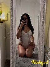 zoê-prive-ontvangst-via-kinky-698babc231fb860013056ddb