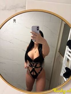 roberta-escort-via-kinky-690e498a96de780013835c27